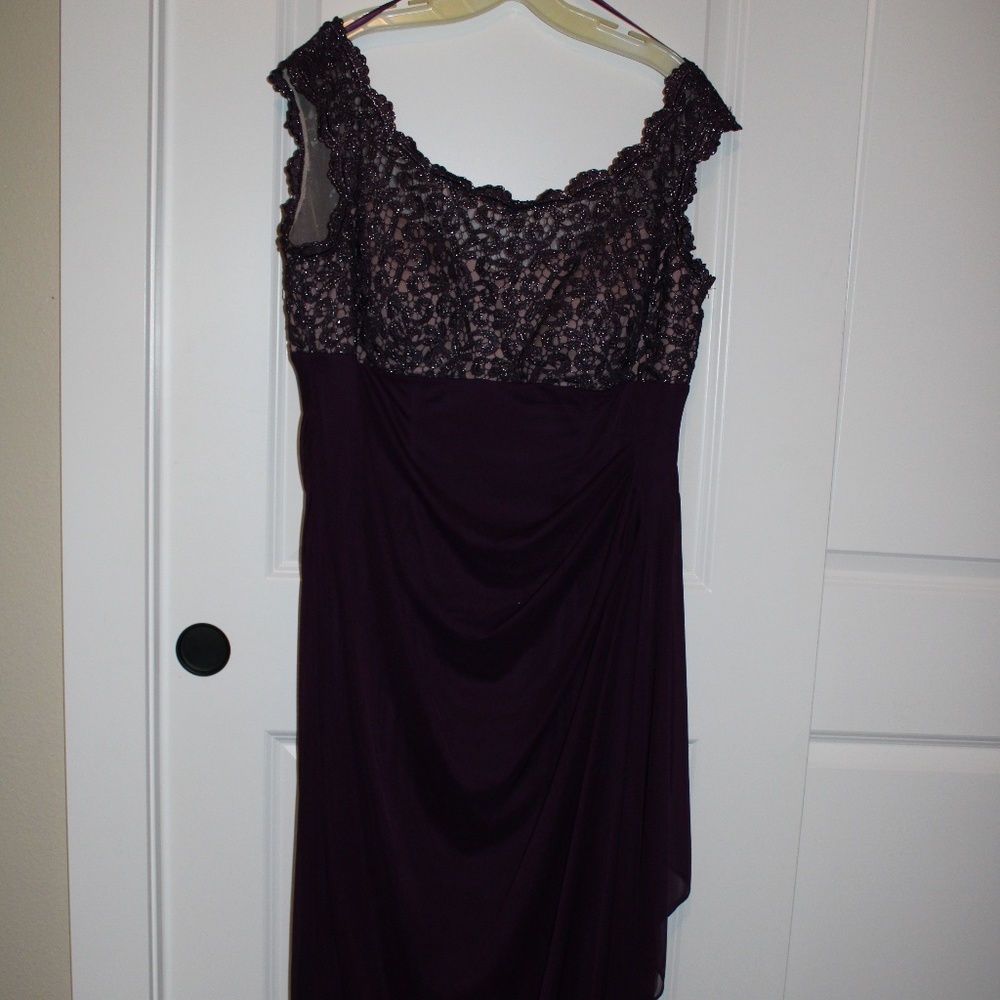 Xscape Sheath Ruched Purple Gown